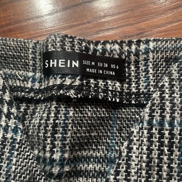 SHEIN size medium dress - Picture 6 of 7